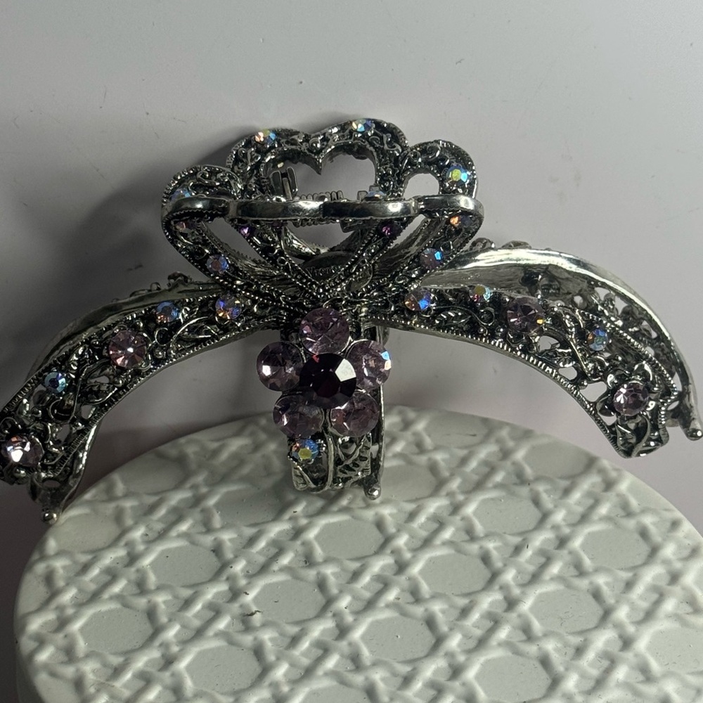 Elegant Silver and Purple Hair Clip